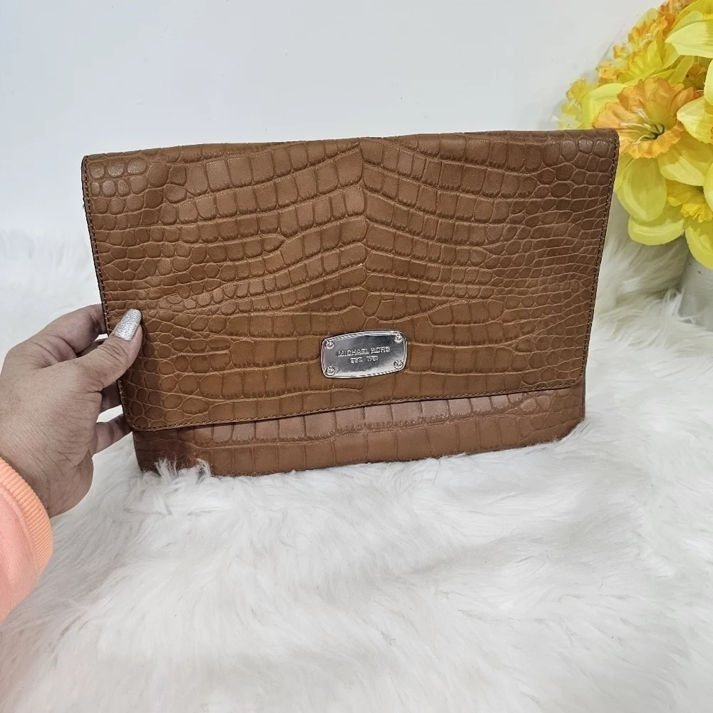 Michael kors brown Croc Embossed leather sloand shoulder bag - Picture 11 of 12